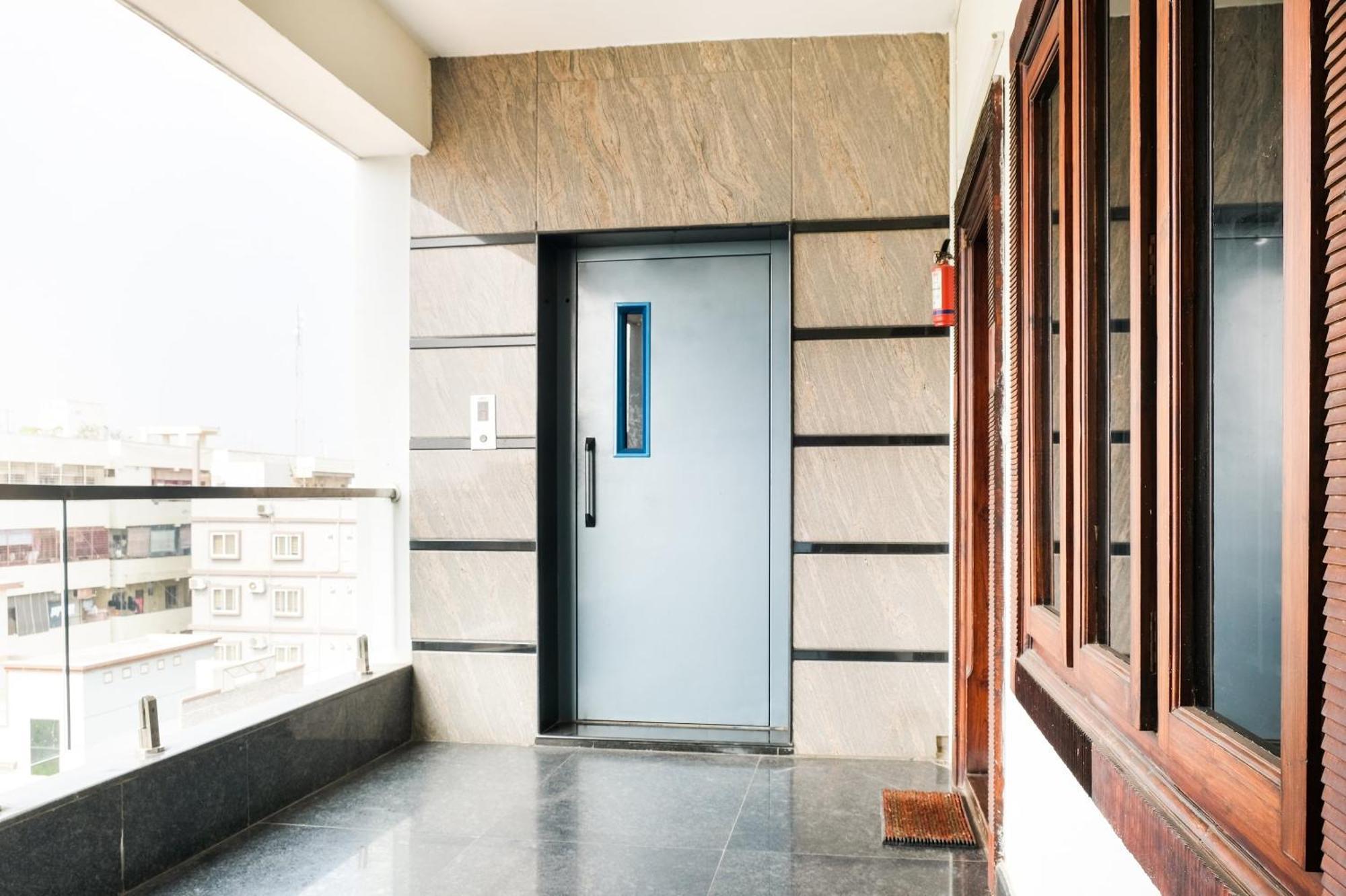 Hotel O Karthikeya Pride Vijayawāda Zewnętrze zdjęcie