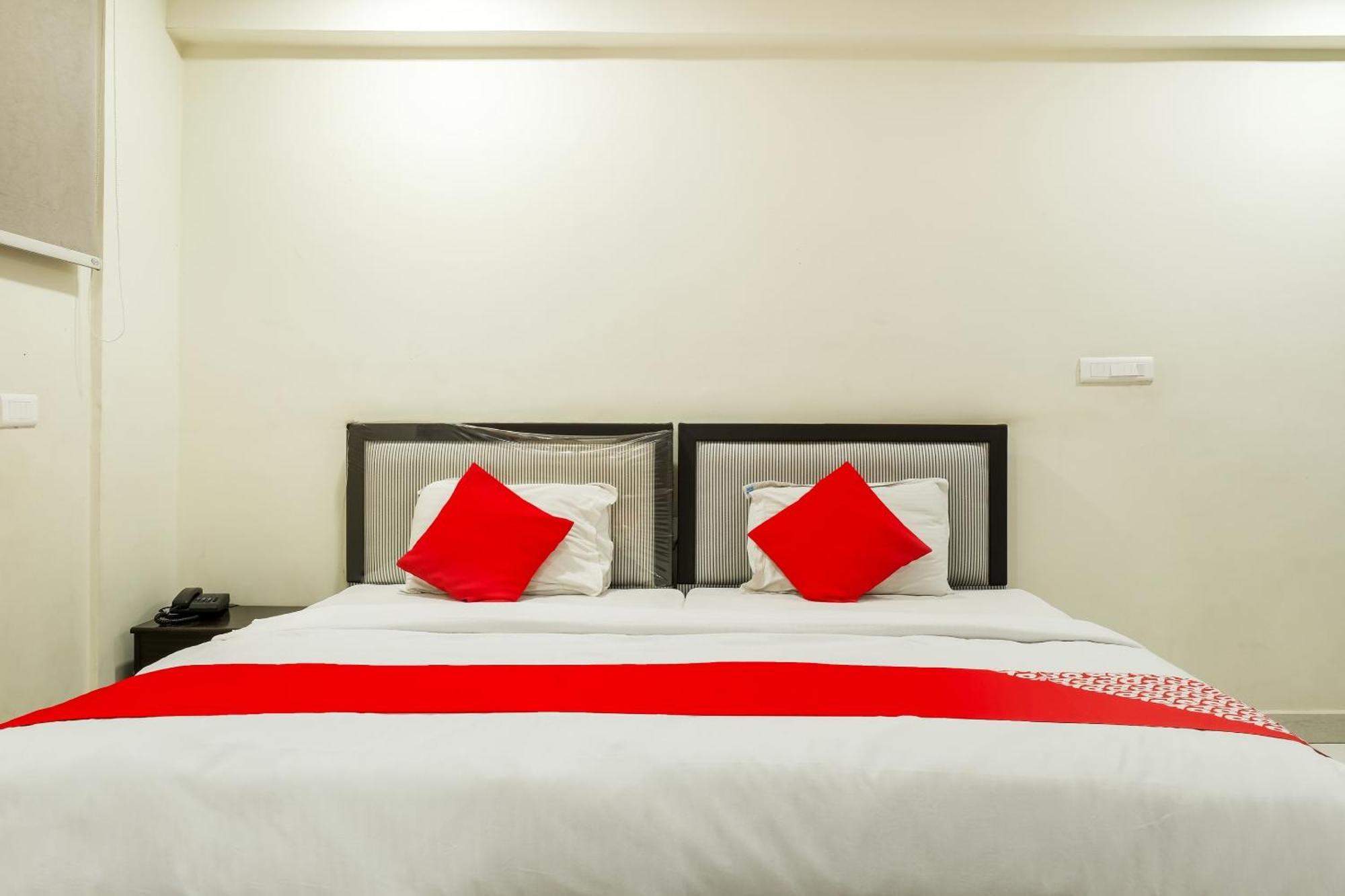 Hotel O Karthikeya Pride Vijayawāda Zewnętrze zdjęcie